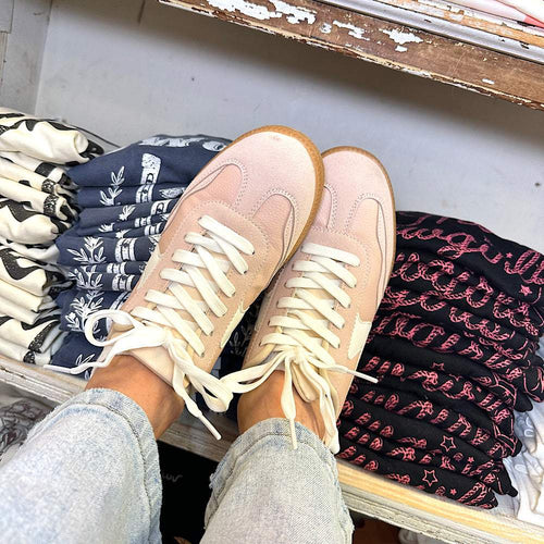 Boots & Sneakers
