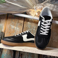 Mel Sneakers