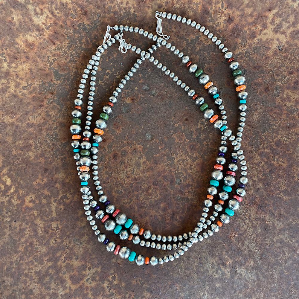 18 3mm Navajo Pearls with Mixed Chip Beads